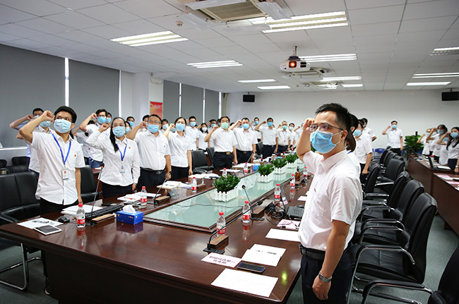 主題黨日丨加強組織規范性建設，提升黨員先進性意識